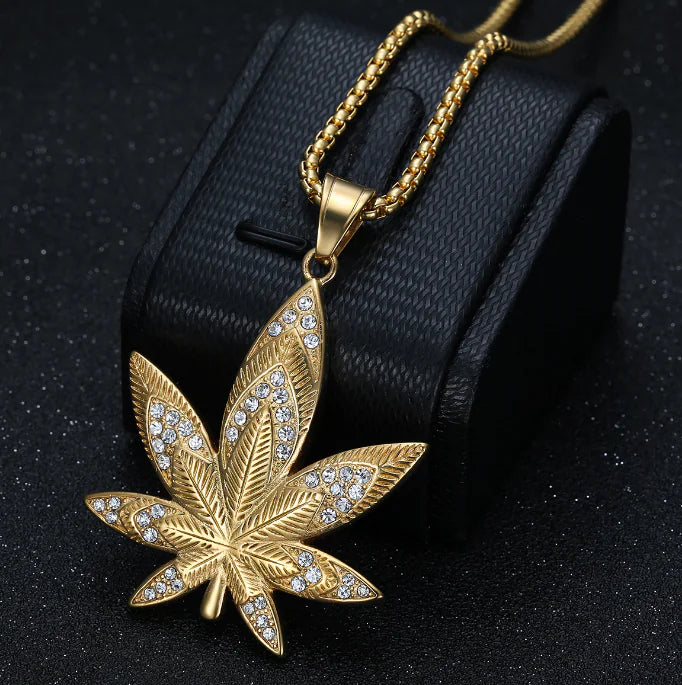 Hip Hop Gold Chain Necklace with Diamond Pendant